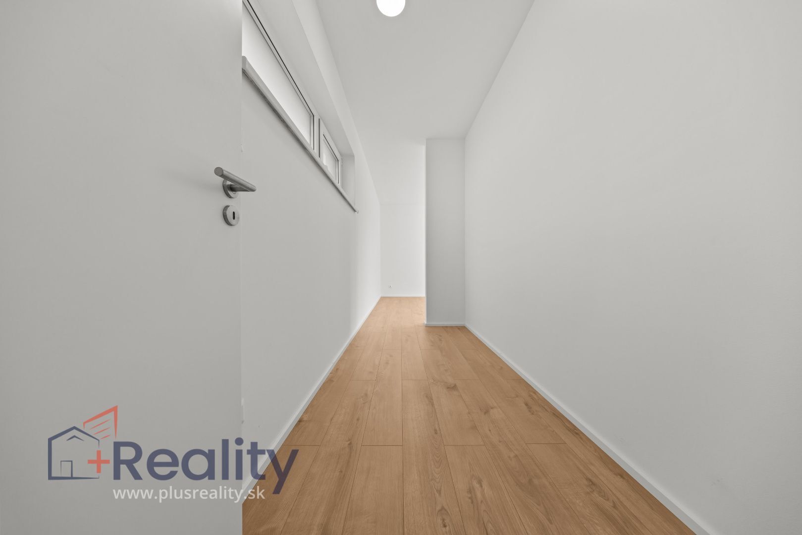 Moderný štvorizbový rodinný dom v obci Veľké Blahovo na predaj!