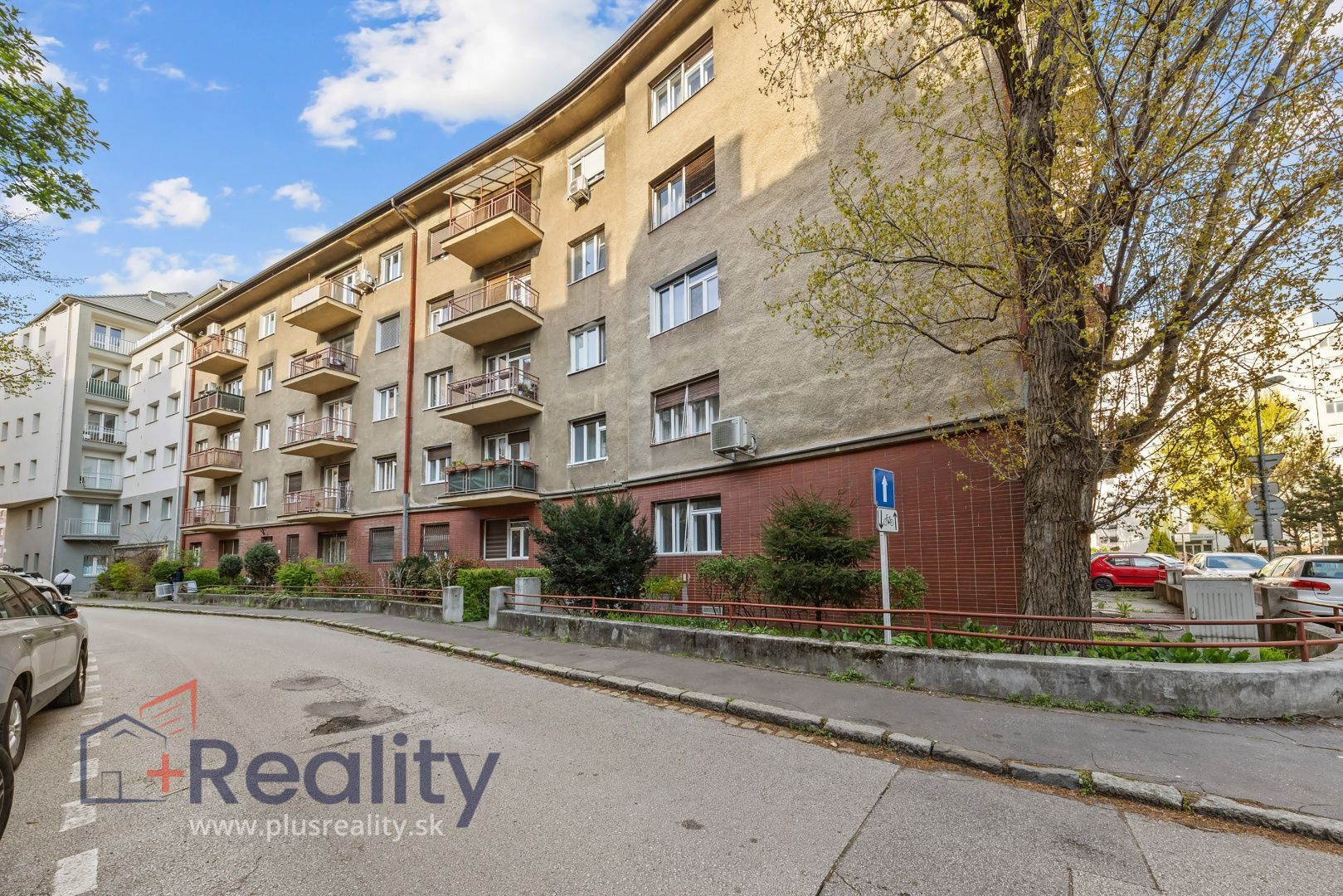 Zrekonštruovaná garsónka v centre mesta Bratislava na predaj!
