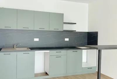 Krásny, nový 3 izbový byt s balkónom a s dvomi parkovacími státiami v meste Dunajská Streda na predaj!