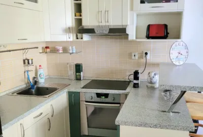 Moderný 1,5 izbový byt s balkónom v mestskej časti Bratislava Petržalka na Švabinského ulici na prenájom!
