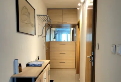 Moderný 1,5 izbový byt s balkónom v mestskej časti Bratislava Petržalka na Švabinského ulici na prenájom!