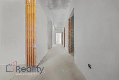 Moderný štvorizbový rodinný dom v obci Michal na Ostrove na predaj!