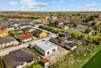 Moderný štvorizbový rodinný dom v obci Michal na Ostrove na predaj!