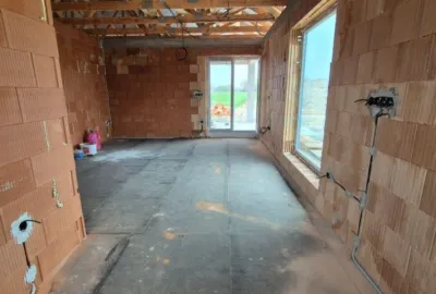 REZERVOVANÉ I 4 izbový dom / bungalov, v štádiu výstavby v obci Povoda na predaj!