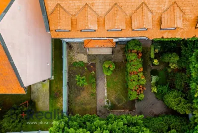 REZERVOVANÉ | Poschodový trojpodlažný dom v radovej zástavbe v centre mesta Dunajská Streda na predaj!