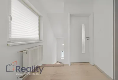 Rodinný dom v obci Malé Dvorníky na predaj!