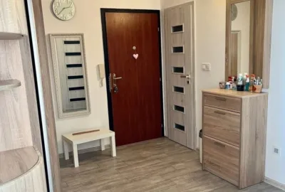 Slnečný 2 izbový byt s balkónom v mestskej časti Bratislava Nové Mesto- Kramáre na Višňovej ulici na prenájom!