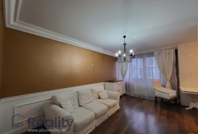 Svetlý 2 izbový byt s dvomi balkónmi v mestskej časti Bratislava Staré Mesto na Špitálskej ulici na prenájom!