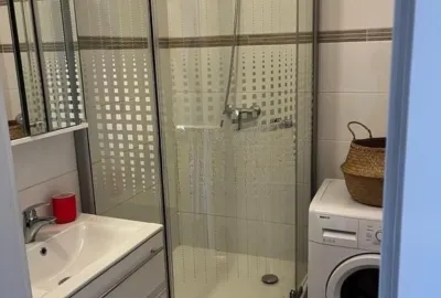 Zrekonštruovaný 2 izbový byt s balkónom v mestskej časti Bratislava Ružinov na Mierovej ulici na prenájom!